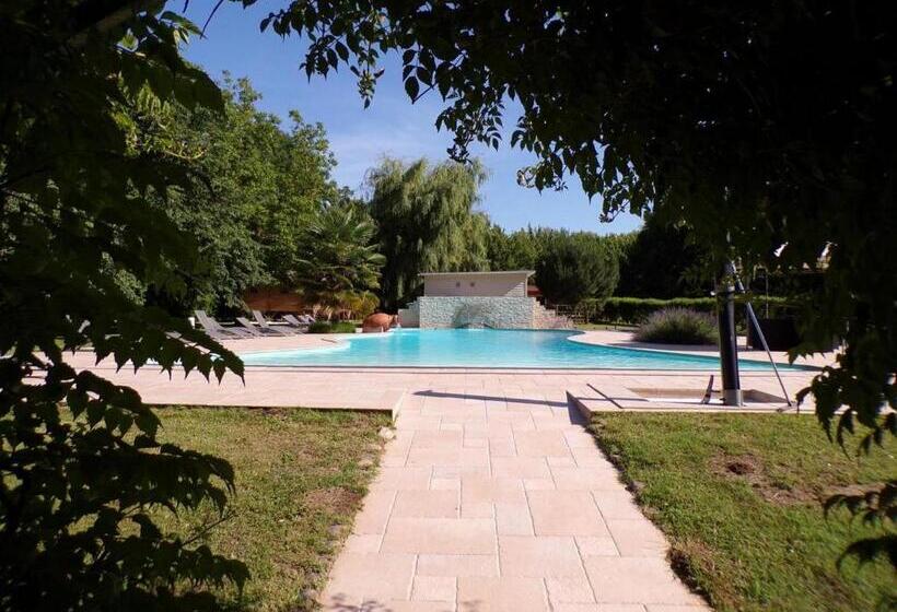 Пансион Domaine De Lacave