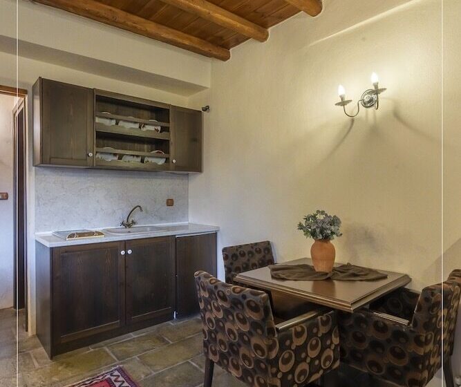 Пансион Rouga Mountain Boutique Suites & Spa