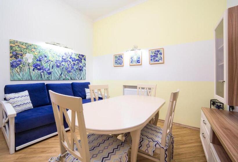 Apart Hotel On Rynok Square