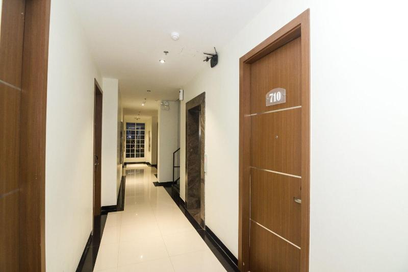 Blitz Hotel Batam Centre