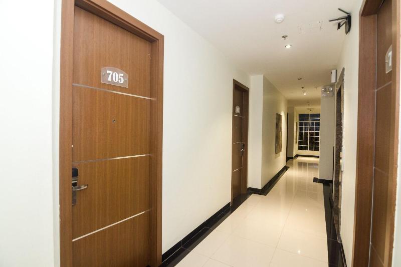 Blitz Hotel Batam Centre