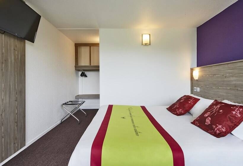 Отель Kyriad Cambrai