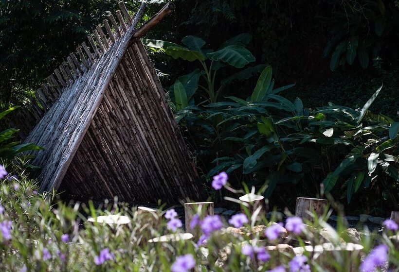 ホテル Roost Glamping   Sha Certified