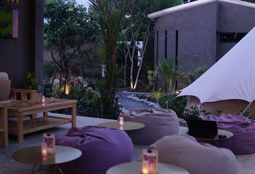 ホテル Roost Glamping   Sha Certified