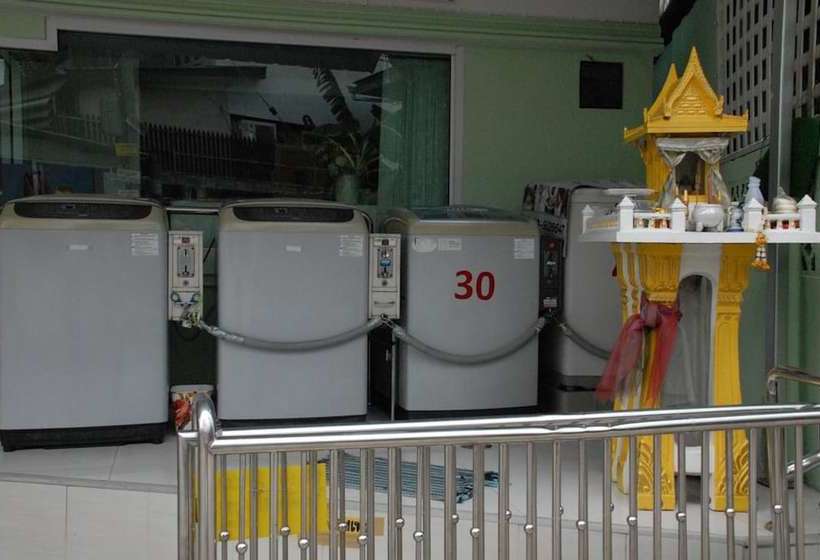 酒店 The Crystal Apartment