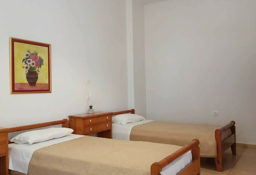 פנסיון Arhontiko Sitia