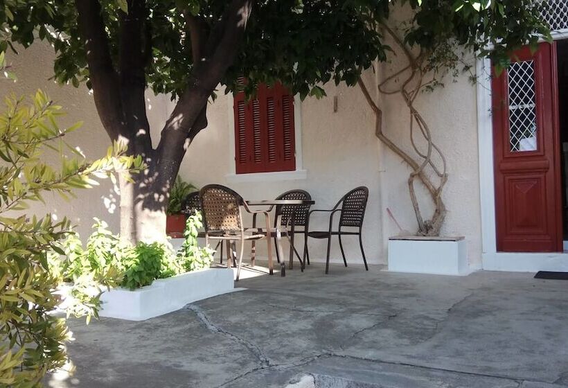 پانسیون Arhontiko Sitia