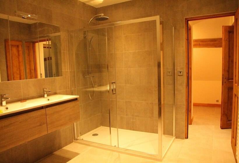 ペンション Au Coq Des Bois