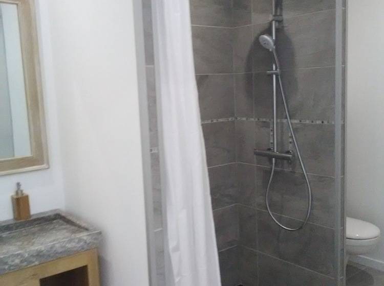 膳宿费 Au Pied Du Lariat