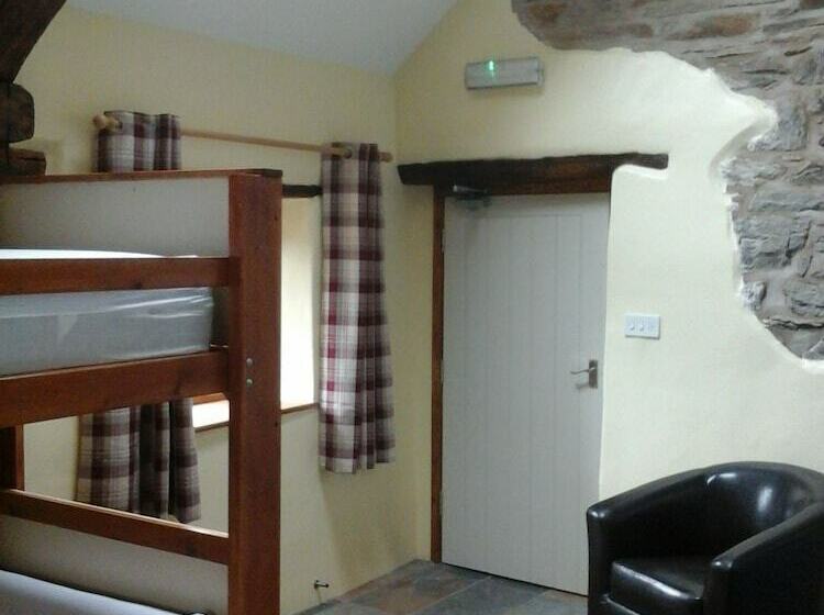 بنسيون Blindwell Farm