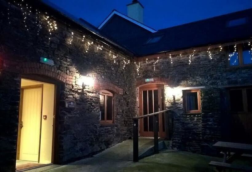 بنسيون Blindwell Farm