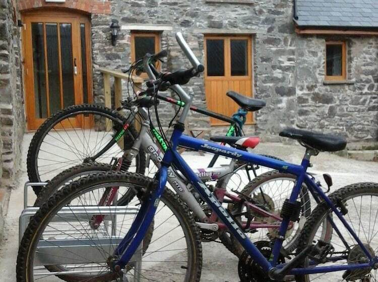 بنسيون Blindwell Farm