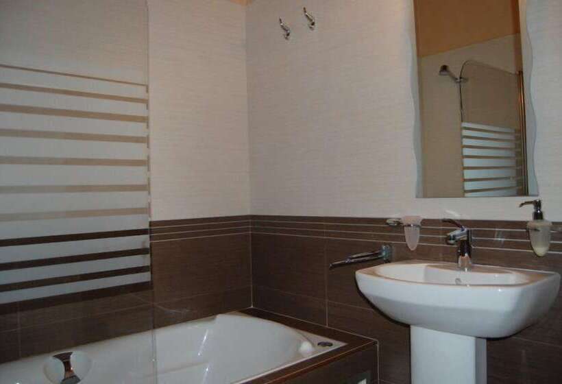 بنسيون Casabuela