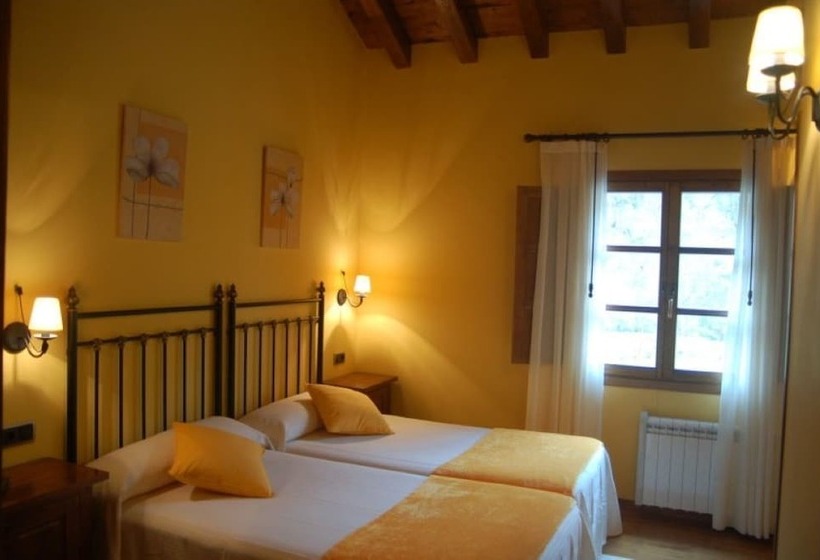 بنسيون Casabuela