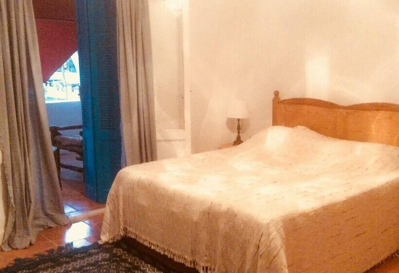 ペンション Domaine El Manar