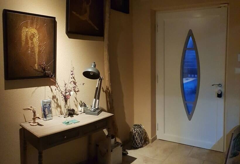 ペンション La Villa Esterel & Spa