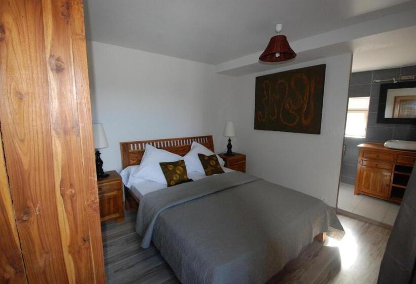 Пансион Le Mas Des Sorcières Maison D Hôtes