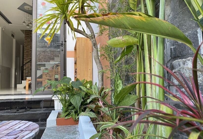 پانسیون Little Boss Homestay