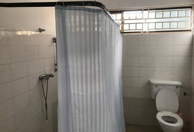 پانسیون Mace Lodge