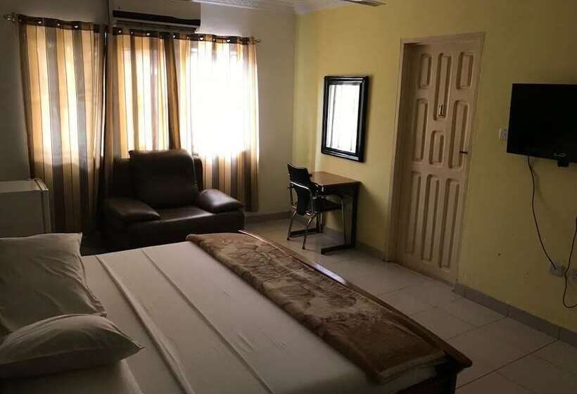 پانسیون Mace Lodge