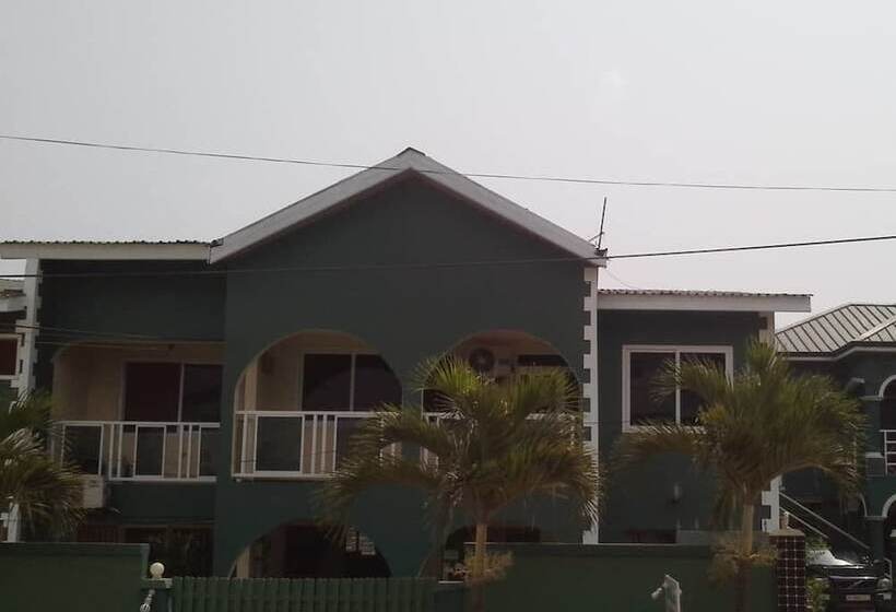 پانسیون Mace Lodge