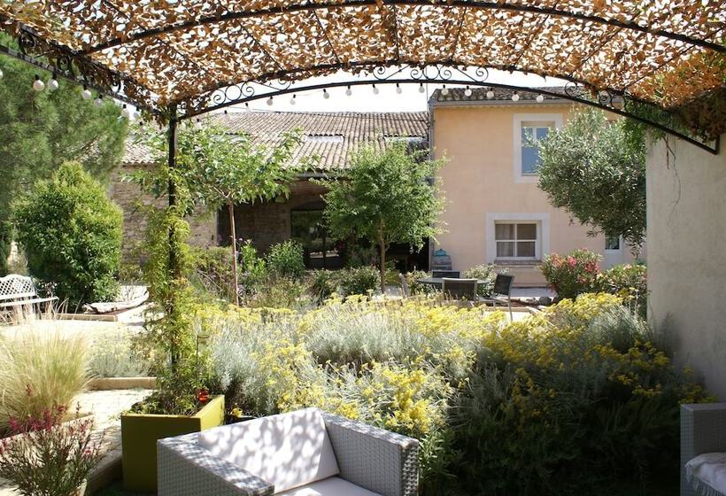 بنسيون Mas Tolosan