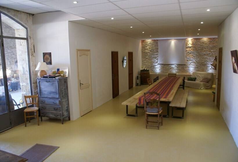 بنسيون Mas Tolosan