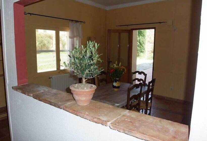 بنسيون Mas Tolosan