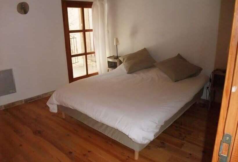 بنسيون Mas Tolosan