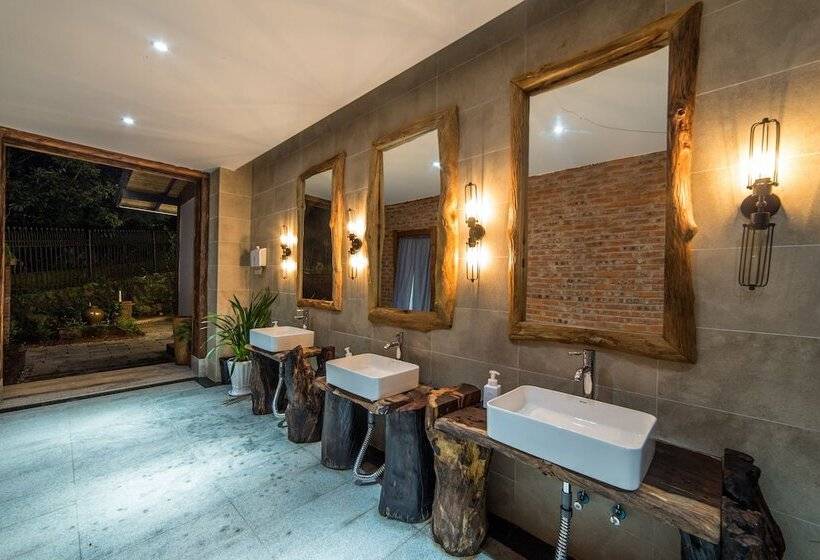 بنسيون Puer Xiangtu Story Manor