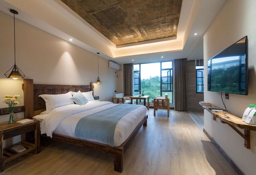 بنسيون Puer Xiangtu Story Manor