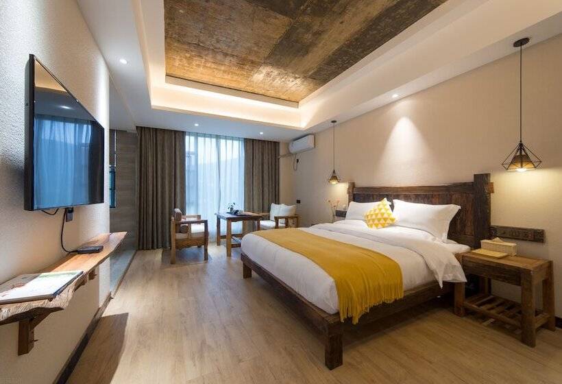 بنسيون Puer Xiangtu Story Manor