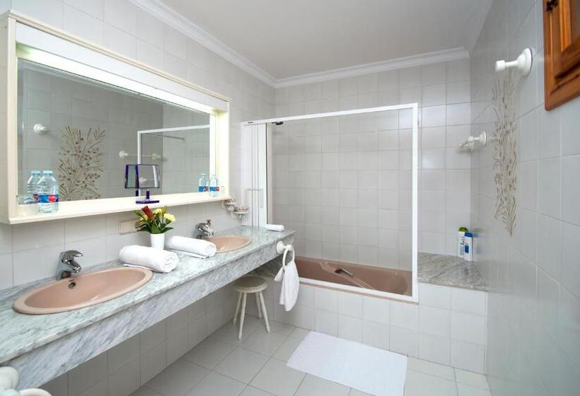 ペンション Sa Legitima