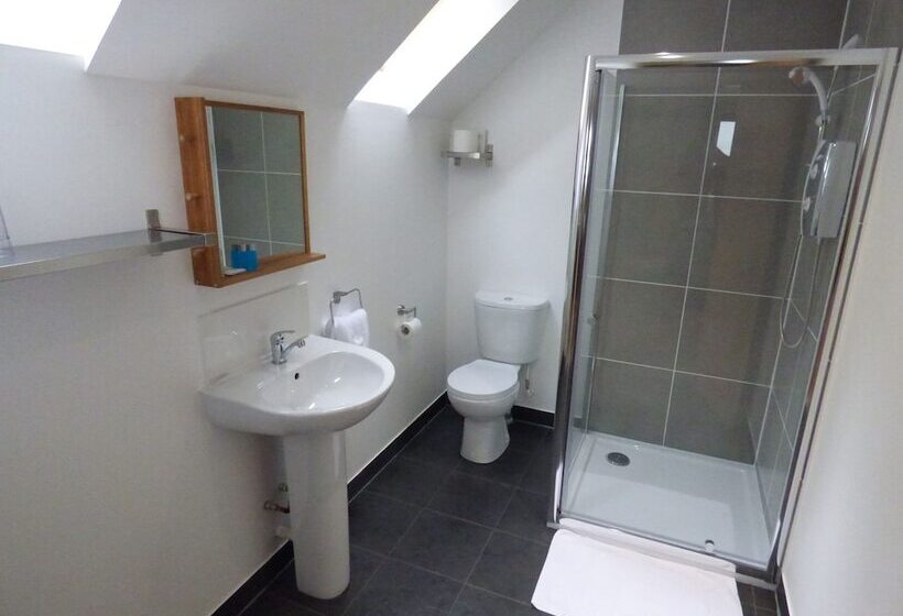 민박 The Brevins Guest House