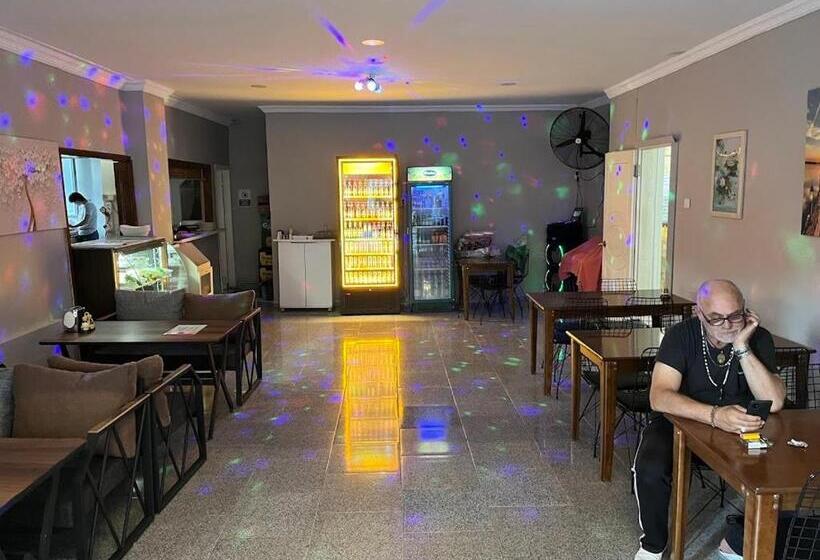 çiğdem Motel Pansiyon & Pub