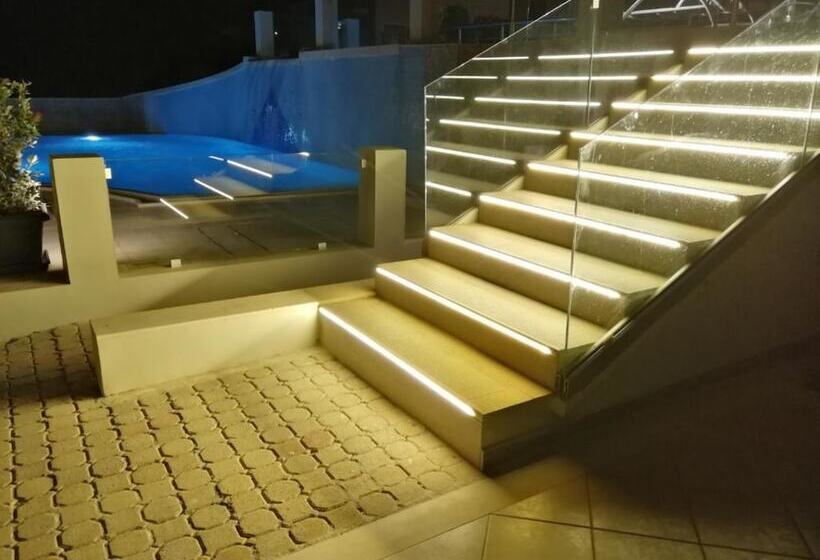 فندق Carisa Maleme