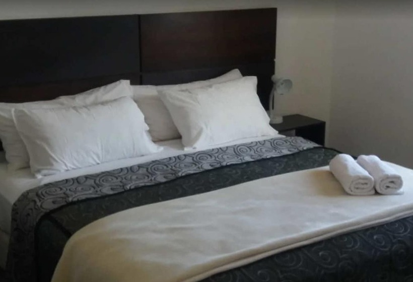 هتل Del Faro Punta Del Este