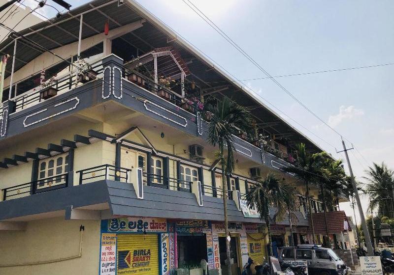 فندق Dhana Dhaanya Residency By Oyo Rooms