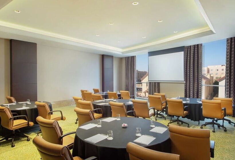 هتل Doubletree By Hilton Doha  Al Sadd