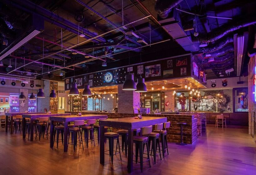 هتل Doubletree By Hilton Doha  Al Sadd