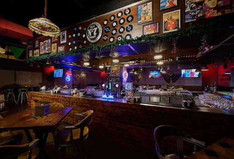 هتل Doubletree By Hilton Doha  Al Sadd