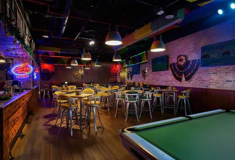 هتل Doubletree By Hilton Doha  Al Sadd