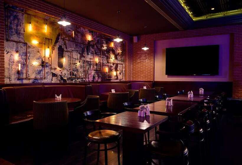 هتل Doubletree By Hilton Doha  Al Sadd