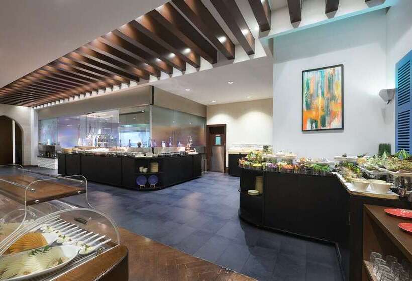 هتل Doubletree By Hilton Doha  Al Sadd