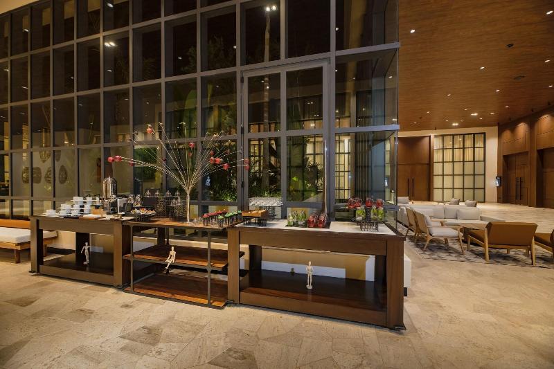 Отель Estudio Playa Mujeres  Family Experience All Inclusive Resort