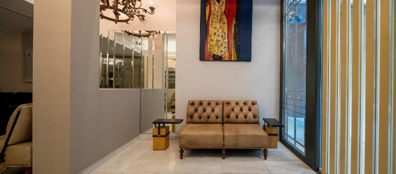 Szálloda Fos Downtown Suites