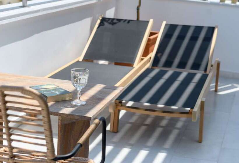 Szálloda Fos Downtown Suites