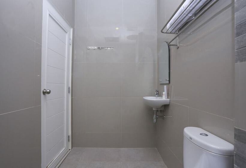 호텔 Garuda Guesthouse Yogyakarta Redpartner