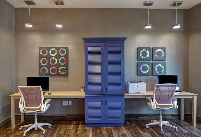 酒店 Home2 Suites By Hilton Charlotte Uptown, Nc