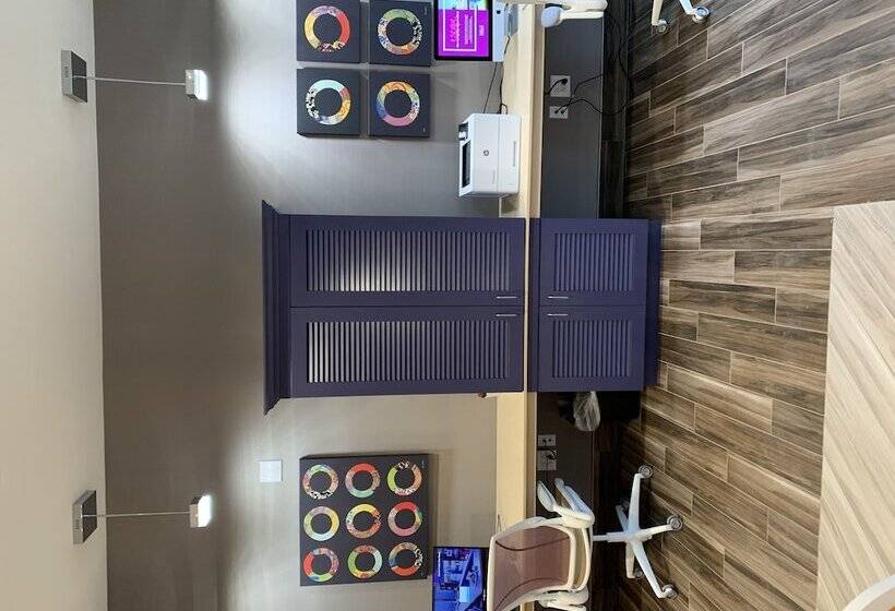 酒店 Home2 Suites By Hilton Charlotte Uptown, Nc